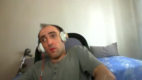 bentish online show from October 12, 2025, 6:56 am