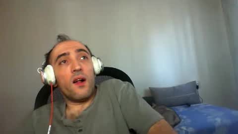 bentish online show from October 14, 2025, 6:03 am