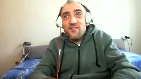 bentish online show from March 23, 2026, 8:07 am