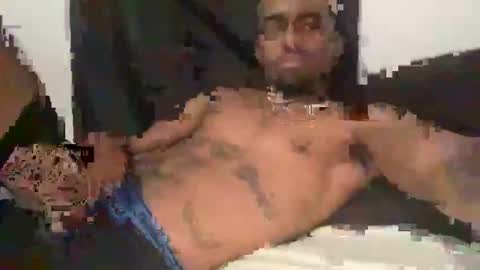 bentley_pov online show from April 8, 2026, 11:27 pm