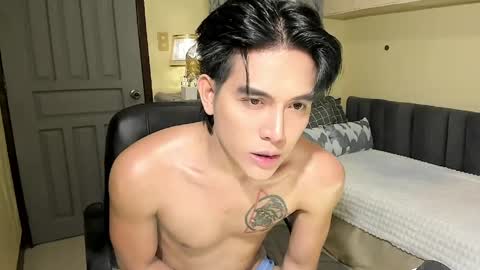 bentlyfuck online show from April 21, 2026, 4:23 pm