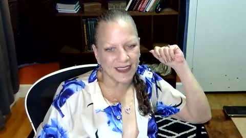DeniseDavid online show from March 7, 2026, 1:35 am