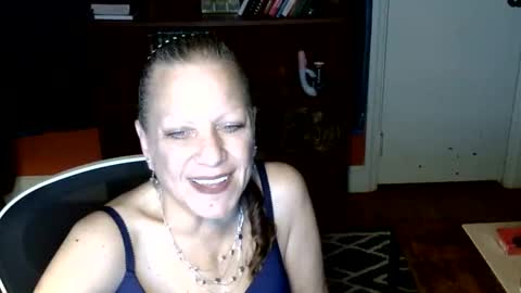 DeniseDavid online show from March 8, 2026, 4:11 pm