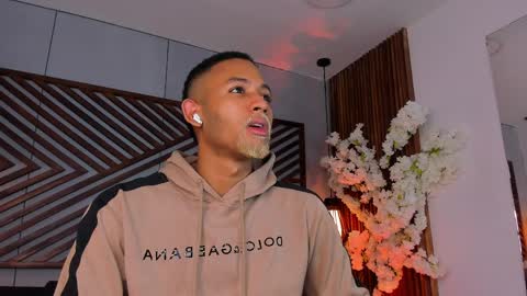 bento_fox online show from April 12, 2026, 3:11 am