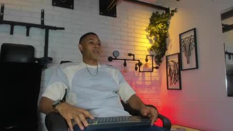 Snapshot of bento_fox chatting on May 3, 2026, 3:34 am bento_fox online show from May 3, 2026, 3:34 am