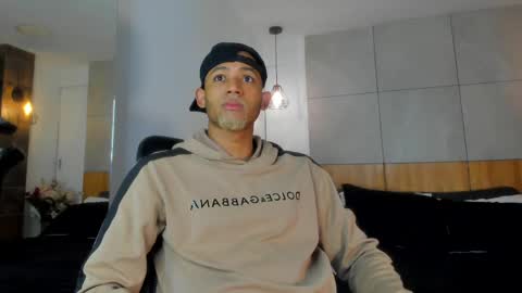 Snapshot of bento_fox chatting on June 4, 2026, 3:12 am bento_fox online show from June 4, 2026, 3:12 am