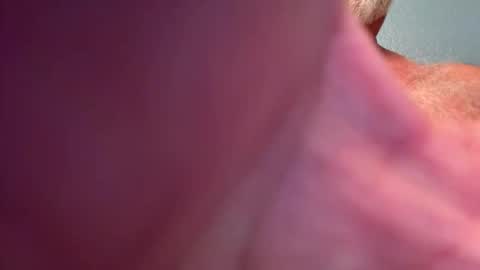 benz10001 online show from October 31, 2025, 4:13 am