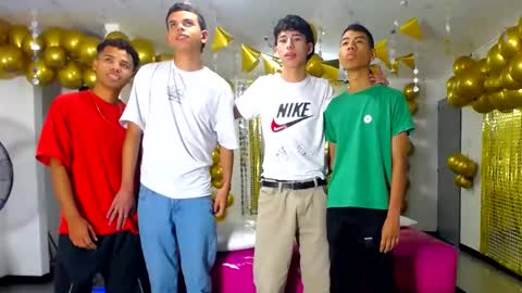 benz boys online show from January 9, 2025, 12:19 pm