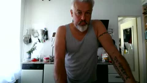 Martin online show from April 21, 2026, 10:10 am