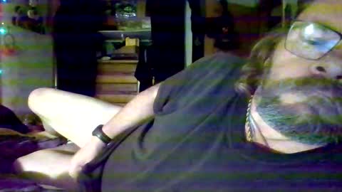 bergeeric1970 online show from December 22, 2025, 9:06 am