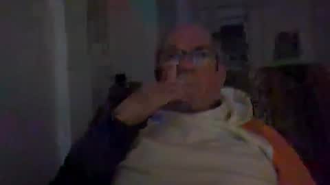 bernard1102 online show from December 15, 2024, 3:34 am