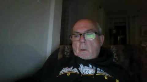 bernard1102 online show from September 16, 2025, 12:33 am