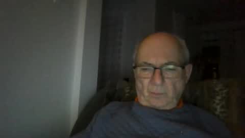 bernard1102 online show from February 21, 2026, 1:28 am