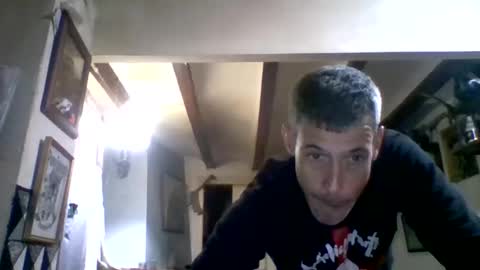 bernichaos77 online show from December 22, 2025, 12:40 am