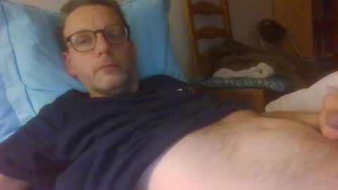 Snapshot of bernie484237 chatting on March 22, 2026, 10:46 pm Bernie online show from March 22, 2026, 10:46 pm