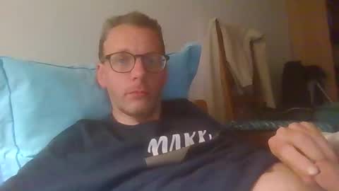 Snapshot of bernie484237 chatting on May 13, 2026, 5:32 pm Bernie online show from May 13, 2026, 5:32 pm
