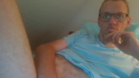 Snapshot of bernie484237 chatting on July 7, 2026, 6:34 pm Bernie online show from July 7, 2026, 6:34 pm