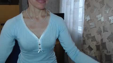 berry2024 online show from November 17, 2025, 9:04 am