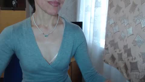 berry2024 online show from November 23, 2025, 8:47 am