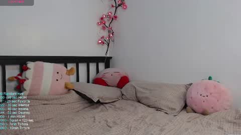 SnowClairee online show from June 28, 2026, 4:07 am