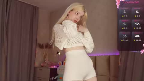 Katte online show from November 28, 2025, 4:09 pm