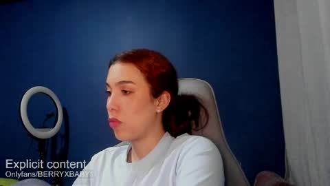 Snapshot of berryxberry chatting on April 10, 2026, 1:00 am berryxbaby online show from April 10, 2026, 1:00 am