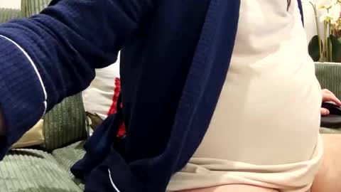 bertowest8 online show from April 28, 2026, 1:37 am