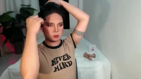 bestgirljulia online show from February 3, 2026, 9:14 am