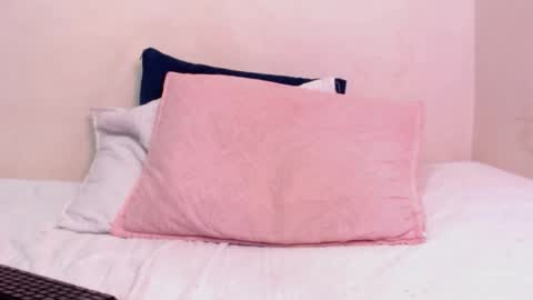 ZYLITH  online show from January 15, 2026, 5:01 am