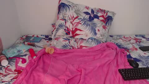 Bethany  bigtits4s room online show from December 23, 2024, 7:06 am