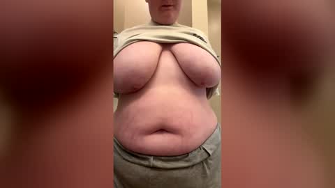 Snapshot of bethw3348 chatting on December 19, 2025, 8:05 pm bethw3348 online show from December 19, 2025, 8:05 pm