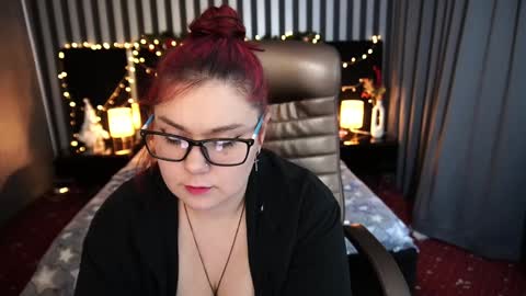 betttydark online show from January 8, 2025, 11:30 pm