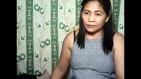 betty_83 online show from December 24, 2024, 2:54 pm