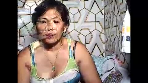 betty_83 online show from February 22, 2026, 12:04 pm