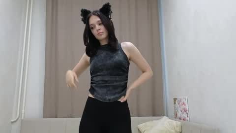 Snapshot of betty_hale chatting on June 2, 2026, 12:29 pm Ava online show from June 2, 2026, 12:29 pm