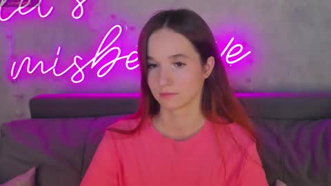 Eva online show from November 11, 2025, 9:31 am