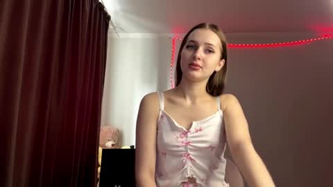 Snapshot of bettyberneett chatting on April 14, 2026, 4:07 am Emily Stream every day online show from April 14, 2026, 4:07 am