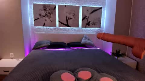 Betty online show from October 18, 2025, 8:42 pm