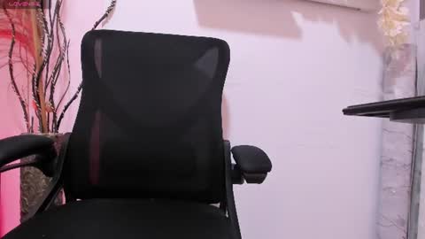 Snapshot of betzabeth_1 chatting on July 28, 2026, 7:39 pm Catalina online show from July 28, 2026, 7:39 pm