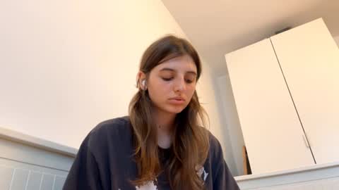 Lina online show from June 20, 2026, 5:16 pm