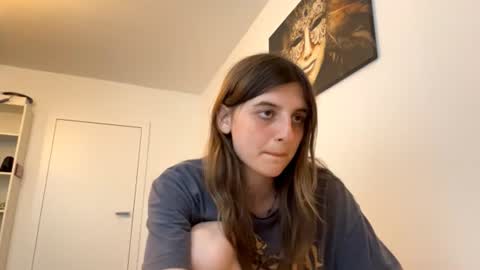 Lina online show from July 4, 2026, 5:41 pm