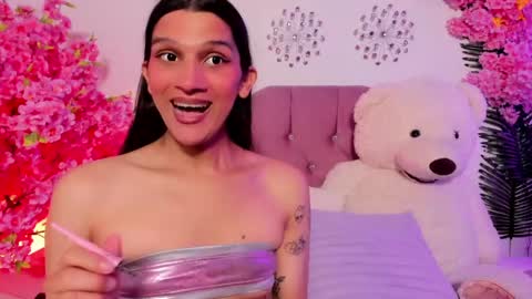 bianca_baldwin01 online show from April 12, 2026, 9:31 pm