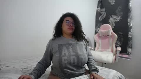 Bianca Tuesday to Sunday from 2am to 6am UTC-5 online show from January 25, 2025, 11:13 am