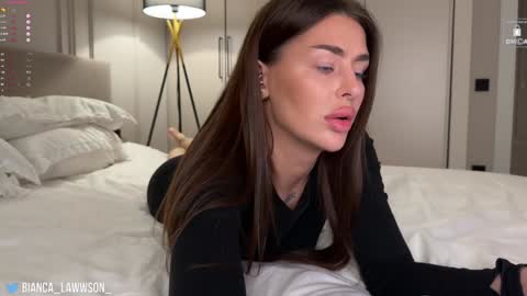 Bianca  online show from December 27, 2024, 9:54 pm