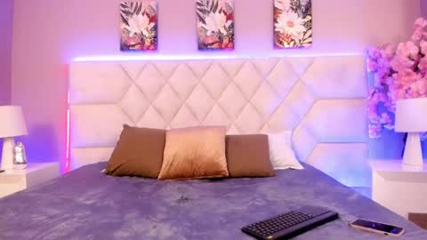 Bianca  online show from April 21, 2026, 8:23 pm