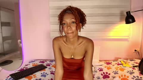 biancaa__18 online show from September 22, 2025, 8:00 pm