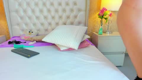 Snapshot of biancamonroe_ chatting on May 13, 2026, 1:30 pm Bianca online show from May 13, 2026, 1:30 pm