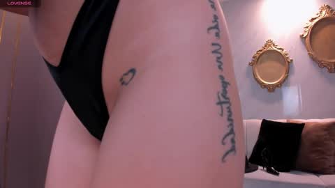 Bianca Pierce online show from February 17, 2025, 11:55 am