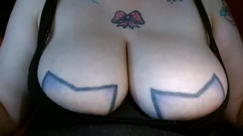 bianca online show from February 3, 2025, 2:02 pm