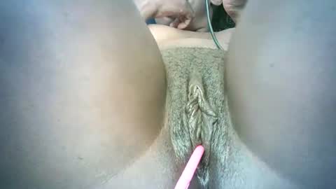 pretty online show from January 20, 2025, 9:03 am